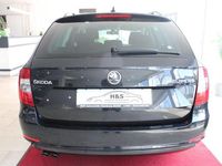 Gebraucht Skoda Superb 170 PS (125 kW) 2014 Schwarzmagic perleffekt Kombi