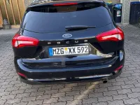 Gebraucht Ford Focus Titanium 120 PS (88 kW) 2019 Schwarz Kombi