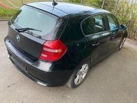 gebraucht BMW 118 i Benzin Automatik