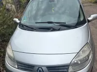 Gebraucht Renault Scénic II 112 PS (82 kW) 2006 Silber Van / Kleinbus