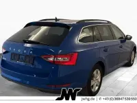 Gebraucht Skoda Superb 150 PS (110 kW) 2022 Energyblau Kombi