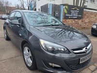 Gebraucht Opel Astra Selection 110 PS (80 kW) 2014 Grau Limousine