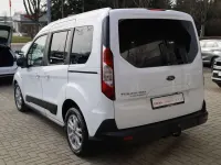 Gebraucht Ford Tourneo Connect 120 PS (88 kW) 2022 Frostweiß Van / Kleinbus
