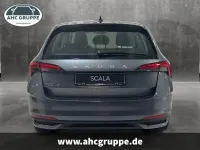 Gebraucht Skoda Scala Essence 116 PS (85 kW) 2024 Grau Kleinwagen