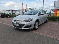 Gebraucht Opel Astra 110 PS (80 kW) 2014 Silber Kombi