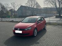 Gebraucht VW Golf VI 80 PS (58 kW) 2009 Rot Kleinwagen