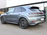 Neu Porsche Cayenne 740 PS (544 kW) 2026 Vanadiumgraumetallic SUV