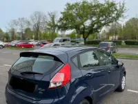 Gebraucht Ford Fiesta 65 PS (47 kW) 2013 Blau Kleinwagen