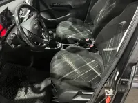 Gebraucht Opel Corsa 90 PS (66 kW) 2015 Schwarz Kleinwagen