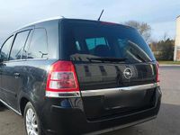 Gebraucht Opel Zafira 150 PS (110 kW) 2010 Schwarz Van / Kleinbus