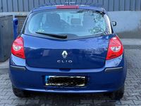 Gebraucht Renault Clio II Authentique 65 PS (47 kW) 2007 Blau Limousine