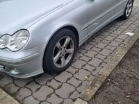 gebraucht Mercedes C220 AVANTGARDE 2005