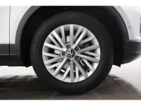 Gebraucht VW T-Roc Life 150 PS (110 kW) 2022 Weiß SUV