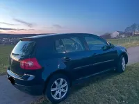 Gebraucht VW Golf V 76 PS (55 kW) 2005 Blau Kleinwagen