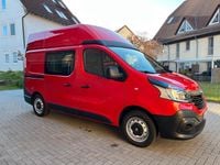 Gebraucht Renault Trafic 140 PS (102 kW) 2016 Rot Van / Kleinbus