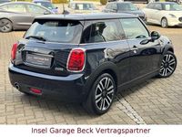 Gebraucht Mini Cooper 136 PS (100 kW) 2020 Schwarz Kleinwagen