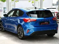 Gebraucht Ford Focus ST-Line 125 PS (91 kW) 2018 Blau Limousine
