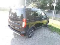 Gebraucht Dacia Dokker Celebration 116 PS (85 kW) 2018 Perlmuttschwarz Van / Kleinbus