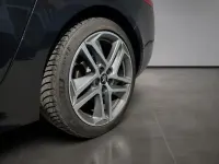 Gebraucht Peugeot 308 SW Allure 131 PS (96 kW) 2018 Schwarz Kombi