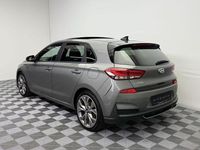 Gebraucht Hyundai i30 N Line 140 PS (102 kW) 2020 Olivine grey / met Limousine