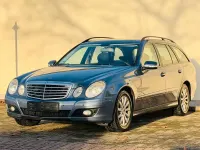 Brugt Mercedes E220 Classic 170 HK (125 kW) 2007 Blå Sedan