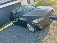 Gebraucht BMW 318 150 PS (110 kW) 2009 Schwarz Limousine