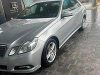 Gebraucht Mercedes E220 170 PS (125 kW) 2009 Silber Limousine