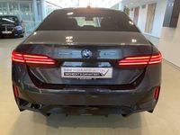 Gebraucht BMW 550e Sport Line 489 PS (359 kW) 2024 Grau Limousine
