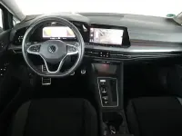 Gebraucht VW Golf VIII 150 PS (110 kW) 2022 Grau Limousine