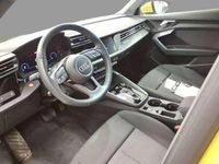 Gebraucht Audi A3 Ambiente 110 PS (80 kW) 2025 Gelb Limousine
