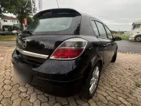 Gebraucht Opel Astra 116 PS (85 kW) 2009 Schwarz Limousine