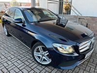 Gebraucht Mercedes E220 194 PS (142 kW) 2018 Blau Kombi