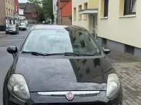 Gebraucht Fiat Punto 77 PS (56 kW) 2011 Schwarz Kleinwagen