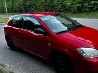 Gebraucht Toyota Corolla 97 PS (71 kW) 2003 Rot Limousine