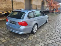 Gebraucht BMW 320 177 PS (130 kW) 2010 Blau Kombi