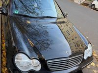 Gebraucht Mercedes C320 218 PS (160 kW) 2000 Schwarz Kleinwagen