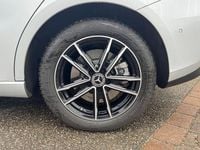 Gebraucht Mercedes B250 163 PS (119 kW) 2023 Silber Kleinwagen