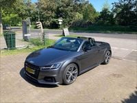 Gebraucht Audi TT Roadster Ambiente 310 PS (228 kW) 2017 Grau Cabrio