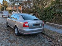 Gebraucht Skoda Octavia 122 PS (89 kW) 2010 Braun Limousine