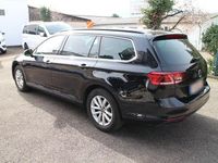 Gebraucht VW Passat Business 150 PS (110 kW) 2022 Schwarz Kombi