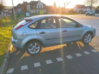 Gebraucht Ford Focus 106 PS (77 kW) 2005 Grau Limousine