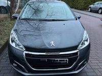Gebraucht Peugeot 208 Active 82 PS (60 kW) 2017 Grau Kleinwagen
