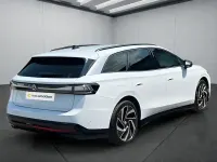 Używany VW ID.7 210 kW (286 KM) 2024 Biały Sedan/Limuzyna