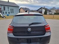 Gebraucht BMW 114 102 PS (75 kW) 2014 Schwarz Kleinwagen