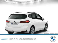 Gebraucht BMW 220 Active Tourer 170 PS (125 kW) 2025 Alpinweiß Van / Kleinbus