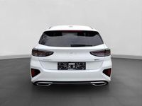 Gebraucht Kia Ceed GT-Line 140 PS (102 kW) 2024 Weiss Kleinwagen