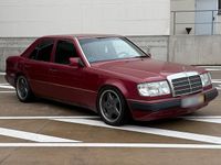 Gebraucht Mercedes E220 150 PS (110 kW) 1993 Andere farben Limousine