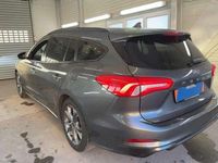 Gebraucht Ford Focus ST-Line 150 PS (110 kW) 2021 Magneticgrau (metallic) Kombi