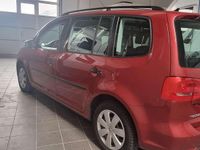Gebraucht VW Touran 105 PS (77 kW) 2012 Rot Van / Kleinbus