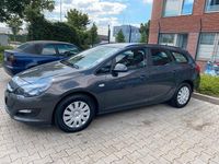 Gebraucht Opel Astra 110 PS (80 kW) 2015 Grau Kombi